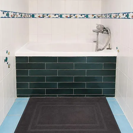 Large Cozy 2 Bedrooms 2 Bathrooms Terrace *