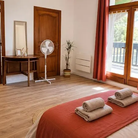 Large Cozy 2 Bedrooms 2 Bathrooms Terrace Vakantiehuis